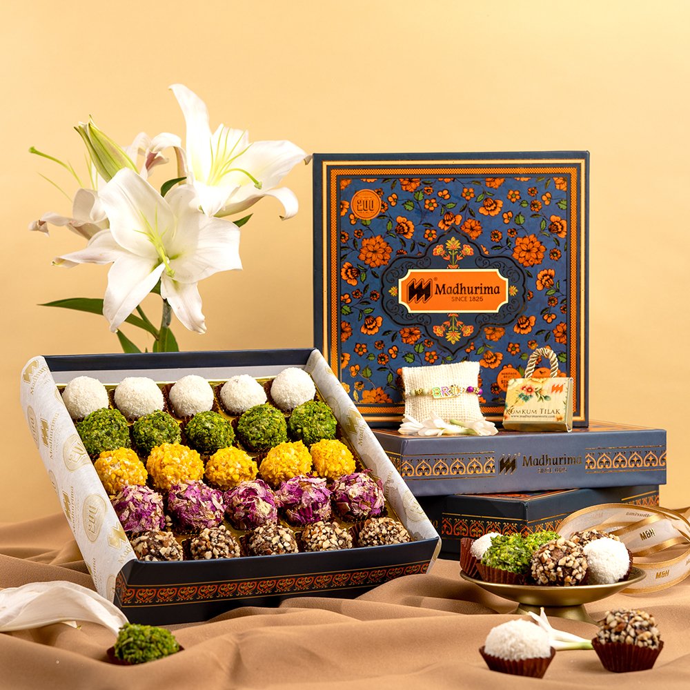 Exotic Sweets 25 pcs with Rakhi & Roli Chawal